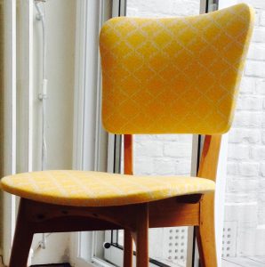 Chaise vintage - année 70 - Pierre Frey- Assises